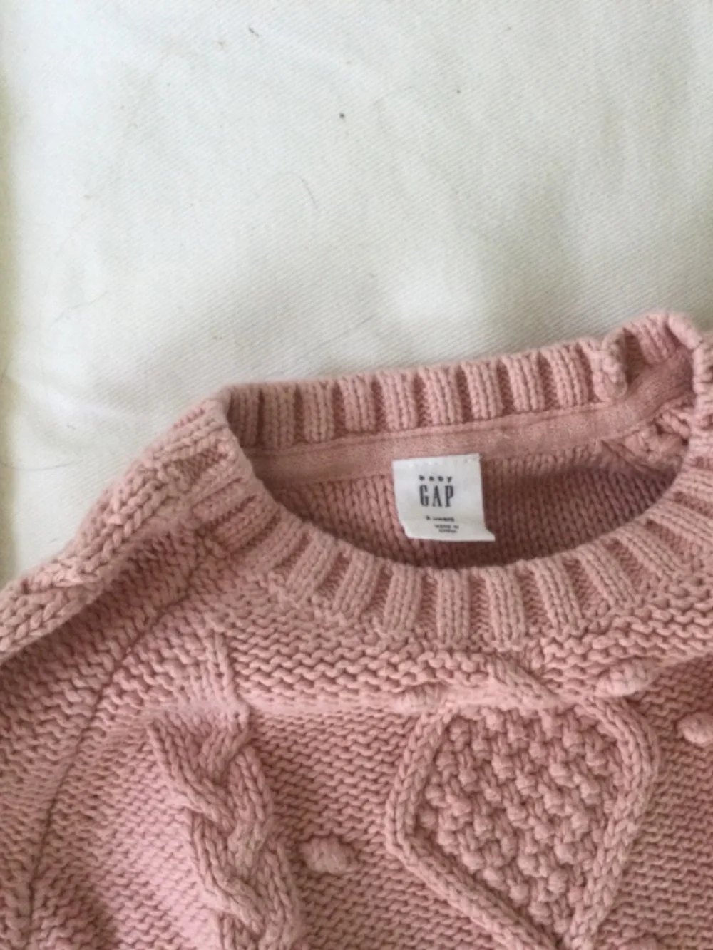 Gap child’s sweater 3 mauve pink
